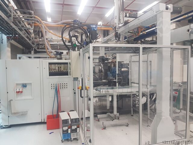 Injection molding machine Engel V 330H/80V/130 2 Kompo Reinraummaschine