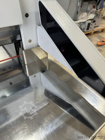 Paper cutting machine Guowei 52E BRAND NEW