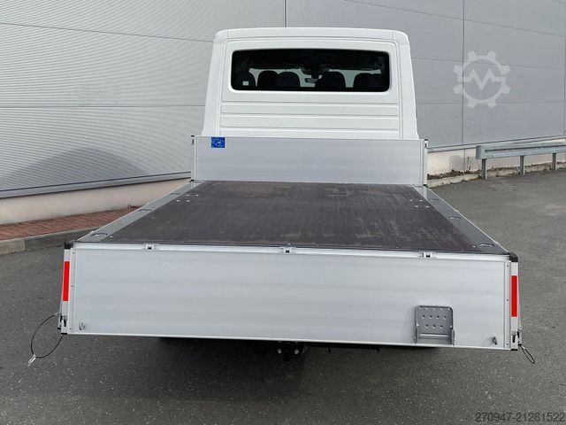 Pritschenwagen VOLKSWAGEN Crafter Pritsche 35 DOKA MR 4M TEMP KLIMA AHK