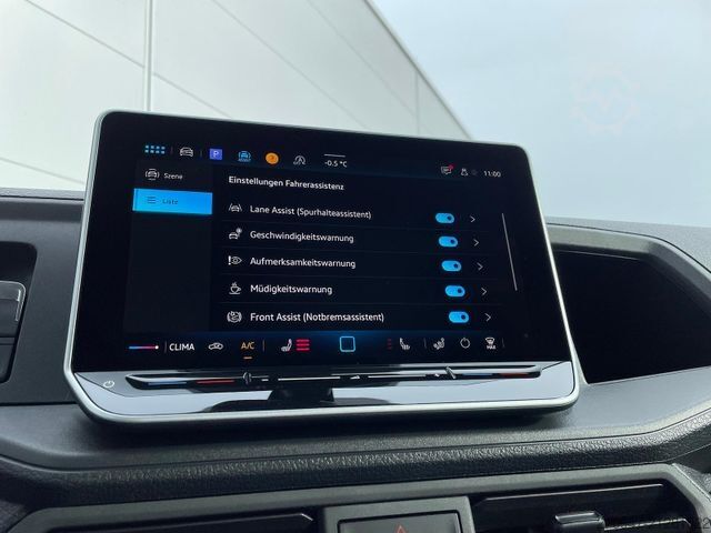 Pritschenwagen VOLKSWAGEN Crafter Pritsche 35 DOKA MR 4M TEMP KLIMA AHK