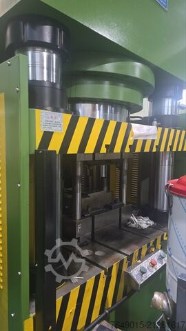 Hydraulic press Dongguan Yintong Machinery YT-1000SA