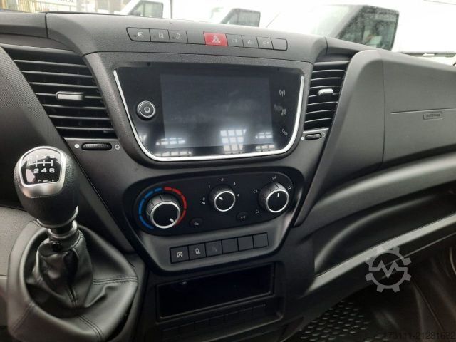 Pick-up van IVECO Daily 35S14Y Pritsche 3,5m / AHK / Klima