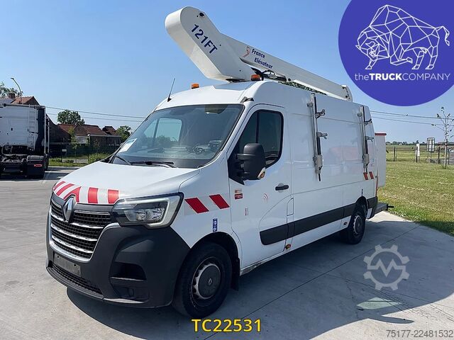 Lifting platform Renault Master