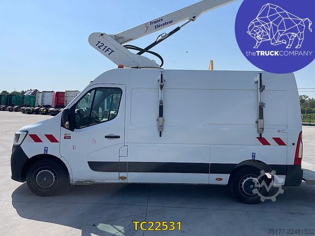 Lifting platform Renault Master