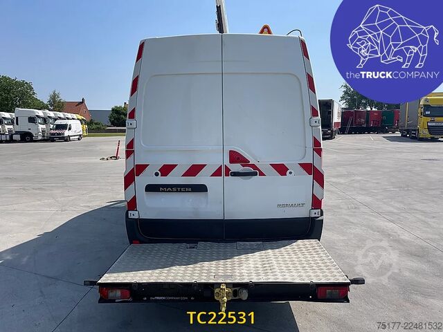 Lifting platform Renault Master