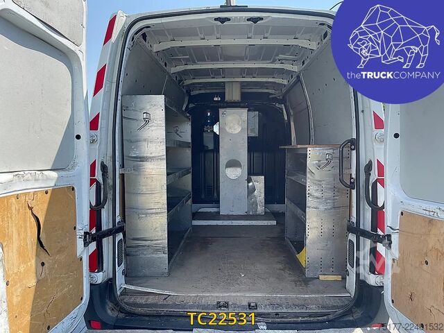 Lifting platform Renault Master