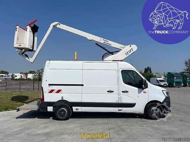 Lifting platform Renault Master