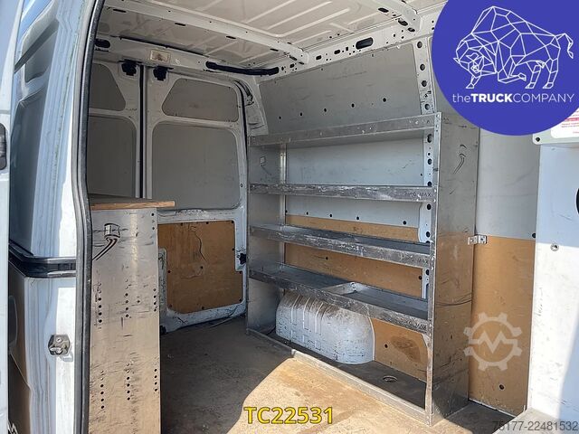 Lifting platform Renault Master