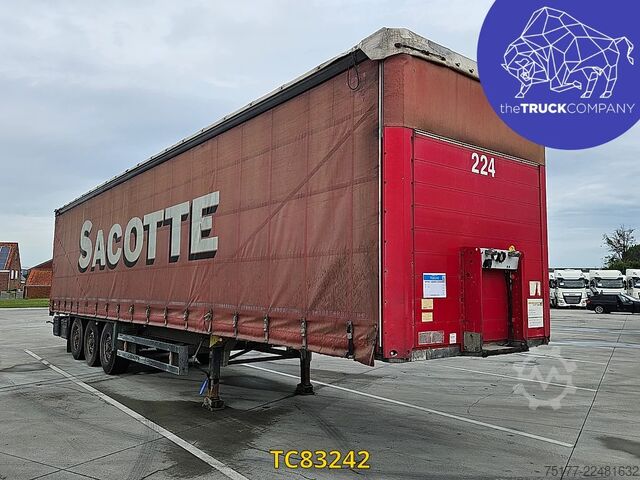Sliding tarpaulins Schmitz Cargobull 
