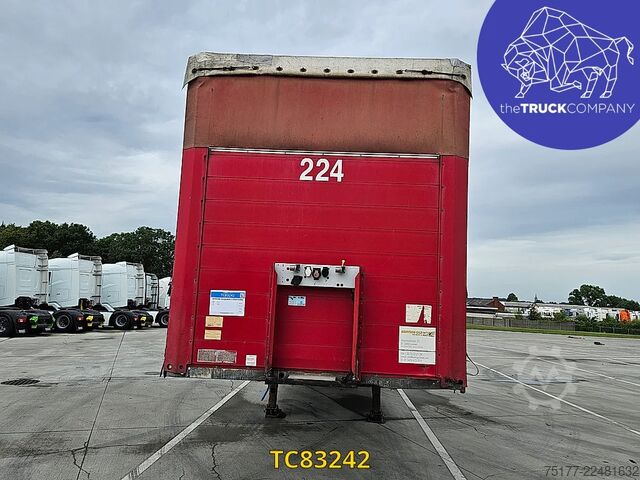 Sliding tarpaulins Schmitz Cargobull 