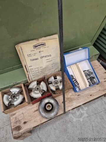 Automatische Vertikal-Kopierdrehmaschine GENINI GS 120