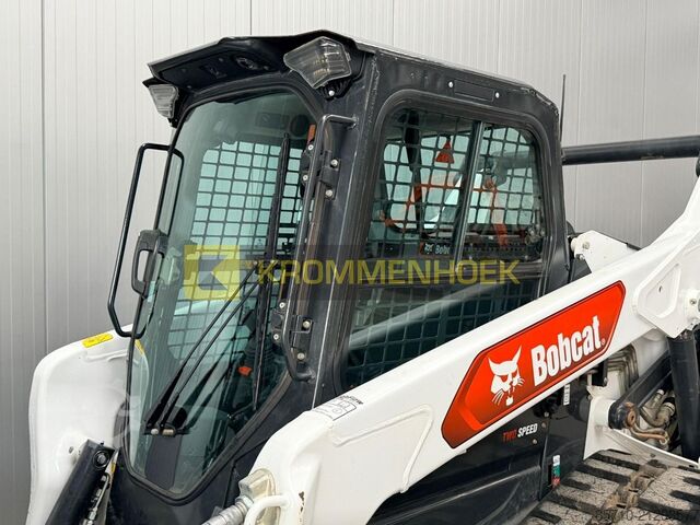 Laderaupe Bobcat T 76 + Laser Grader 244 cm
