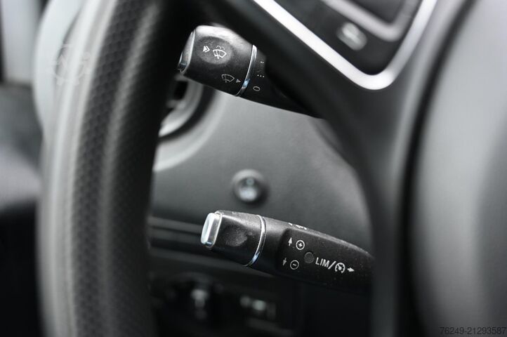 High-roof van Mercedes-Benz Vito 116 CDI Lang Automaat Parktronic Camera Airco