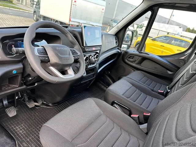 Wrecker IVECO Daily 35S18 35S18 LED NAVIAHK + Tacho