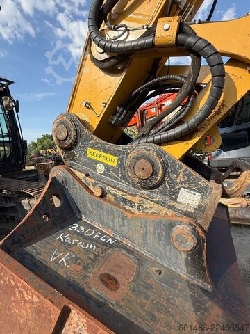 Chain excavator CATERPILLAR 330 F