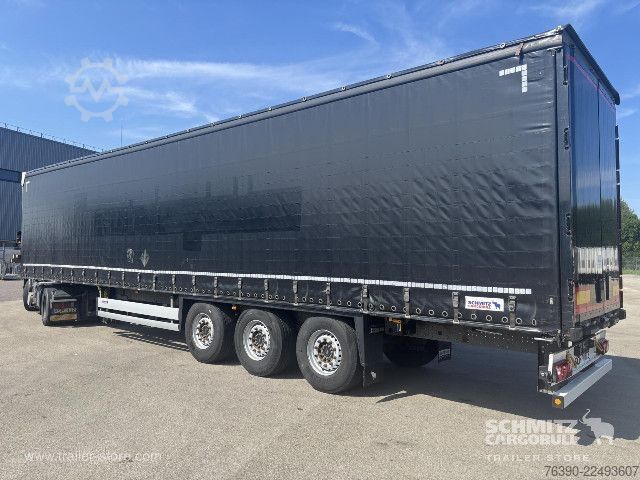 Auflieger mit Pritsche & Plane Schmitz Cargobull Semitrailer Curtainsider Standard