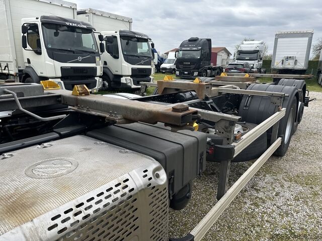 Swap body with platform and tarpaulin Iveco AS 260 S48