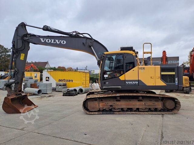 Crawler excavator Volvo EC 220 EL (New Undercarriage)