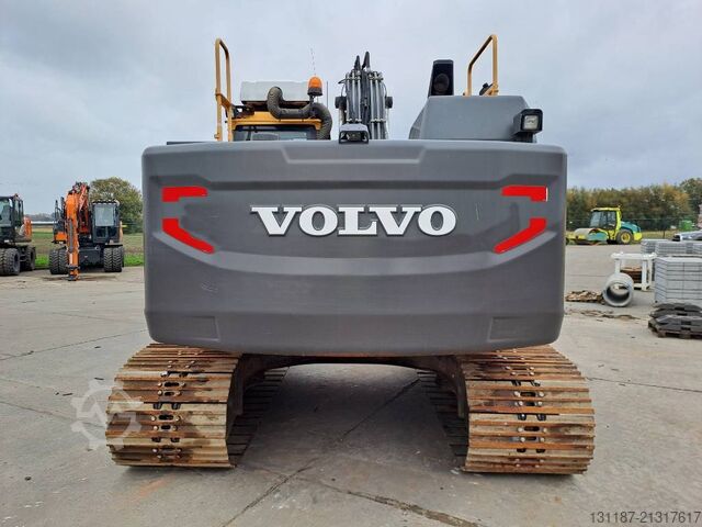 Crawler excavator Volvo EC 220 EL (New Undercarriage)