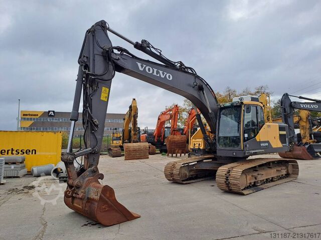Crawler excavator Volvo EC 220 EL (New Undercarriage)