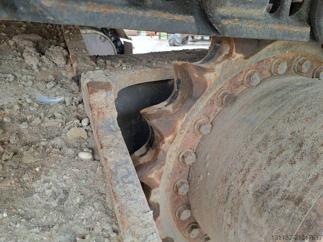 Crawler excavator Volvo EC 220 EL (New Undercarriage)