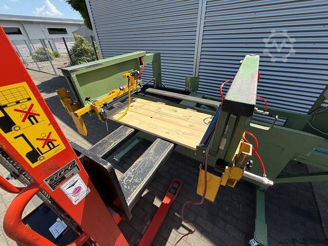 Universal de-stacking of Sicko ASF using a high-lift pallet truck Sicko ASF 82