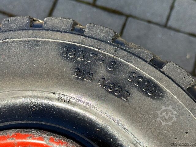Set of forklift tyres passend zu STILL 
