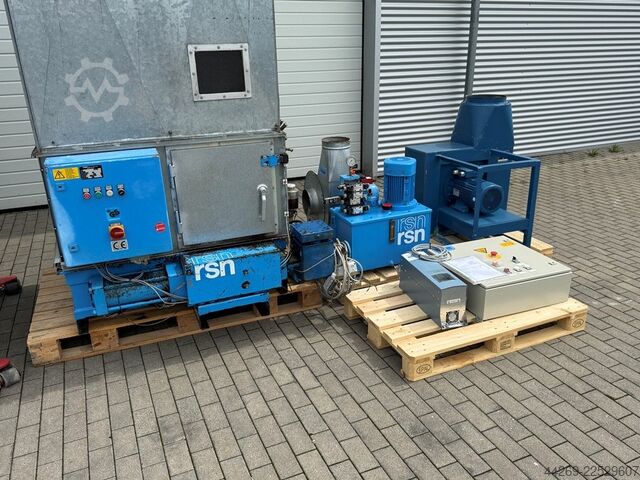 Extraction system with Höcker Polytechnik briquetting press Höcker Polytechnik 