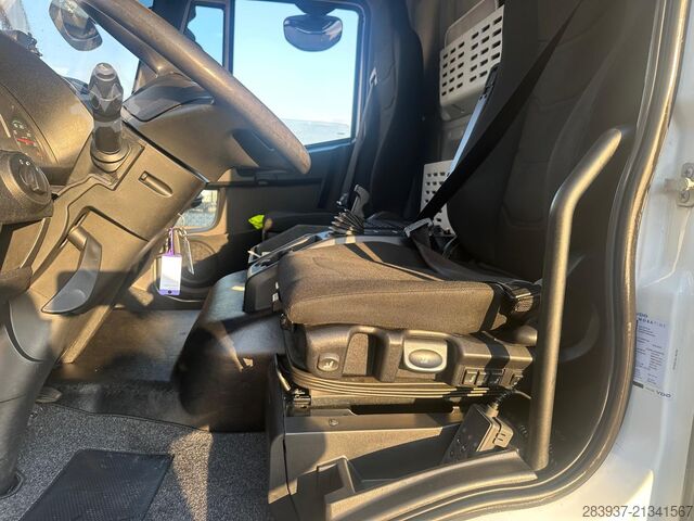 Box truck Iveco 140e25