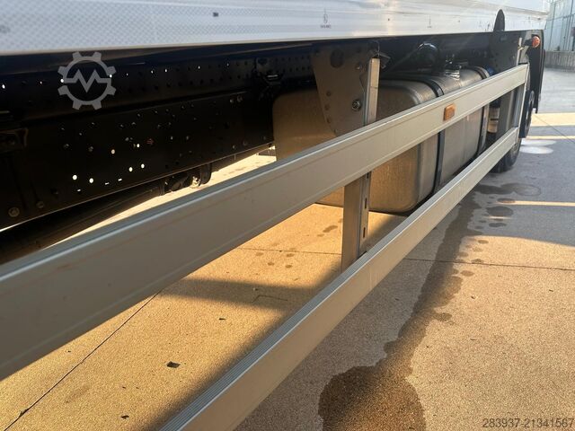 Box truck Iveco 140e25