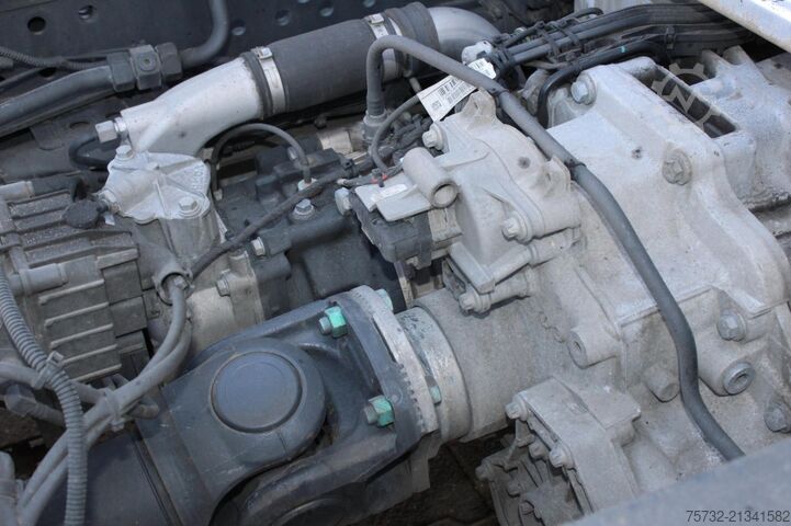 Standard tractor unit Mercedes-Benz Actros 1863 Giga Space Ultimate 1of 30 Limited!