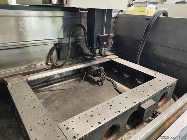 Wire eroding machine AccuteX AU-1000iA