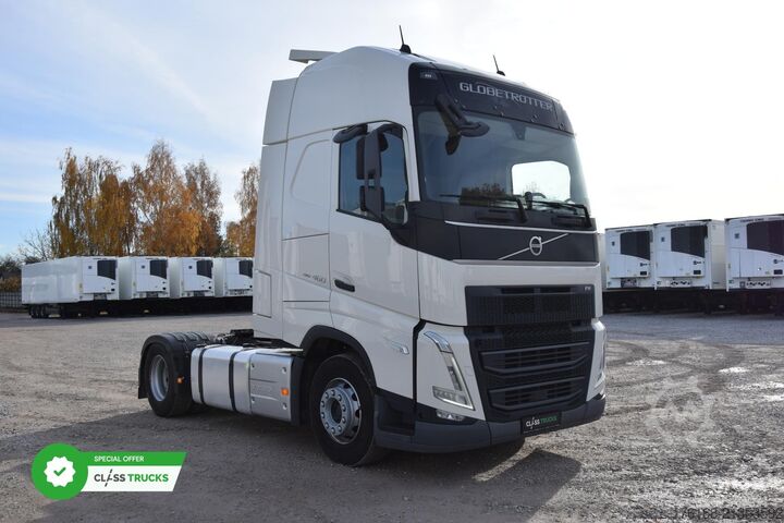 Standard tractor unit VOLVO FH 460 Globetrotter XL Varios i-Save