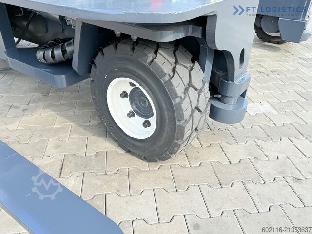 4-way forklift Combilift C8000 GAS TRIPLEX 8300 WIDE POSITIONER