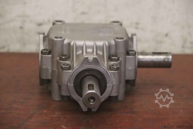 Gear i= 1:1 Comer L-25-A