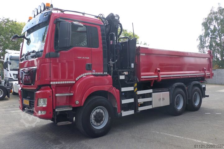 Tipper with crane MAN TGS 26.480 | 6X6 | 2 Side Tipper + Hydraulic du...