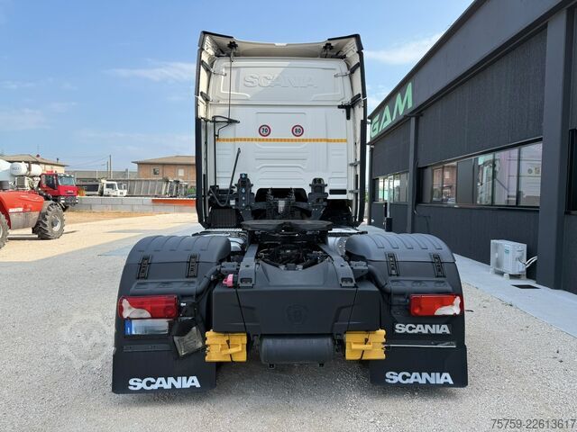 Standard SZM SCANIA R450 Retarder 4x2 Euro6 ADR Spoiler