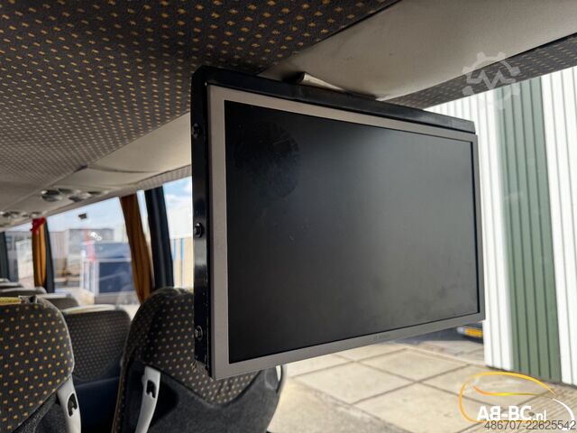 Reisebus VOLVO Jonckheere, 61 Sitze