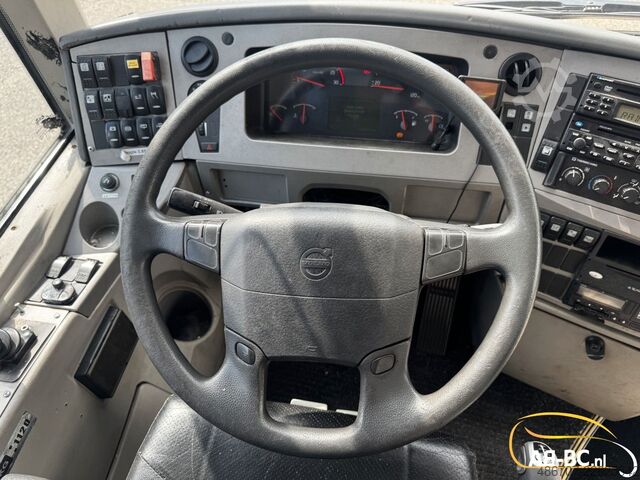 Reisebus VOLVO Jonckheere, 61 Sitze