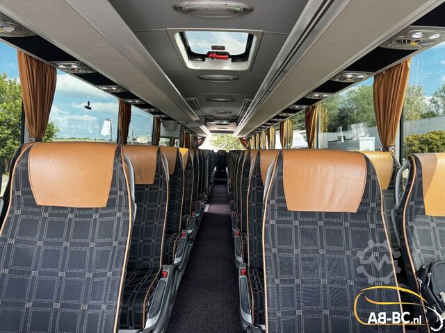 Reisebus MERCEDES-BENZ Tourismo, 64 Seats