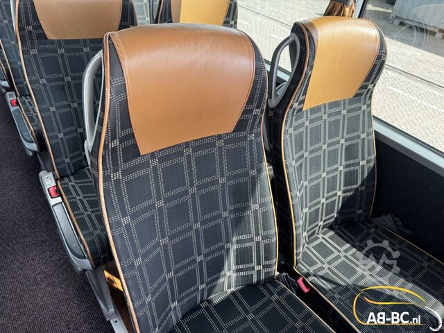 Reisebus MERCEDES-BENZ Tourismo, 64 Seats