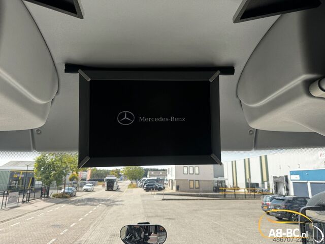 Reisebus MERCEDES-BENZ Tourismo, 64 Seats