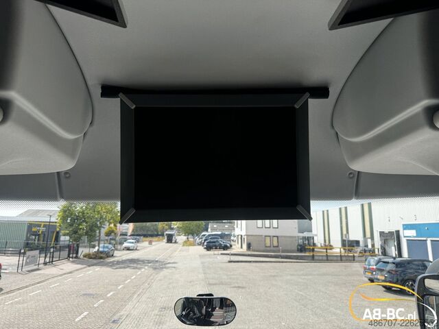 Reisebus MERCEDES-BENZ Tourismo, 64 Seats