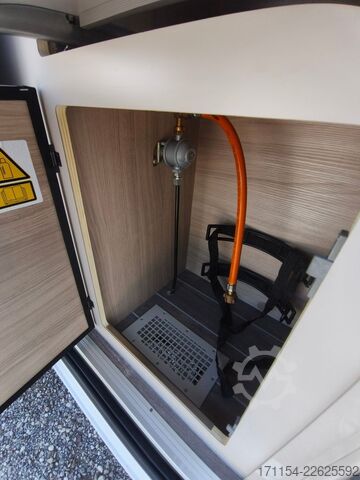 Kastenwagen Wohnmobil / Campervan FORSTER V 599 VB5 Flip Comfort-/Travel-/Driver-Paket