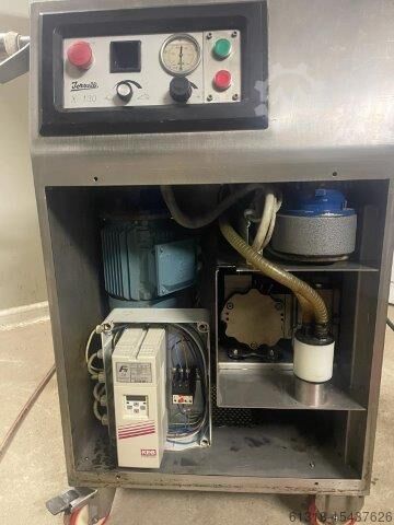 Continuous vacuum filler Iozzelli X130