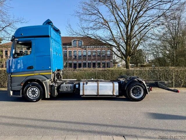 Fahrgestell mit Fahrerhaus Mercedes-Benz Actros 1942 BigSpace/Retarder/Voll Luft/Eu6