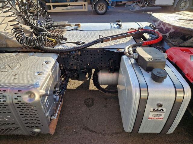 Standard tractor unit Iveco Stralis