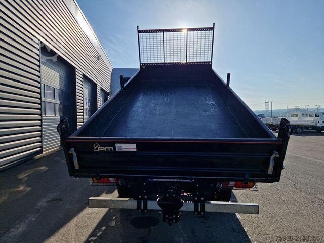 Customized vans / tailored solutions Renault Master Propulsion