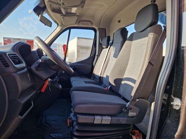 Customized vans / tailored solutions Renault Master Propulsion