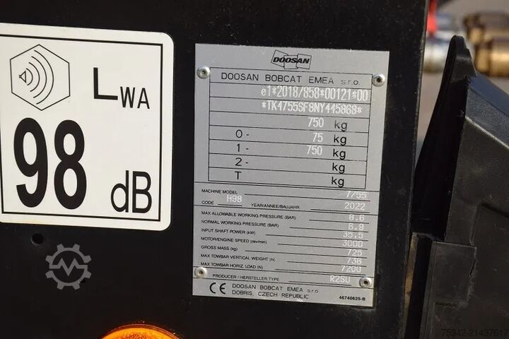 Refrigerant compressor Doosan 77.55- stock id107